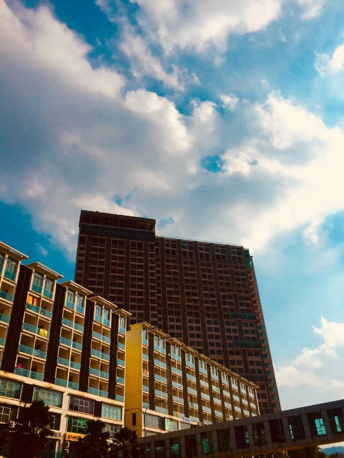 Corporate Hotel Suites At Hartamas / Mont Kiara Kuala Lumpur Dış mekan fotoğraf